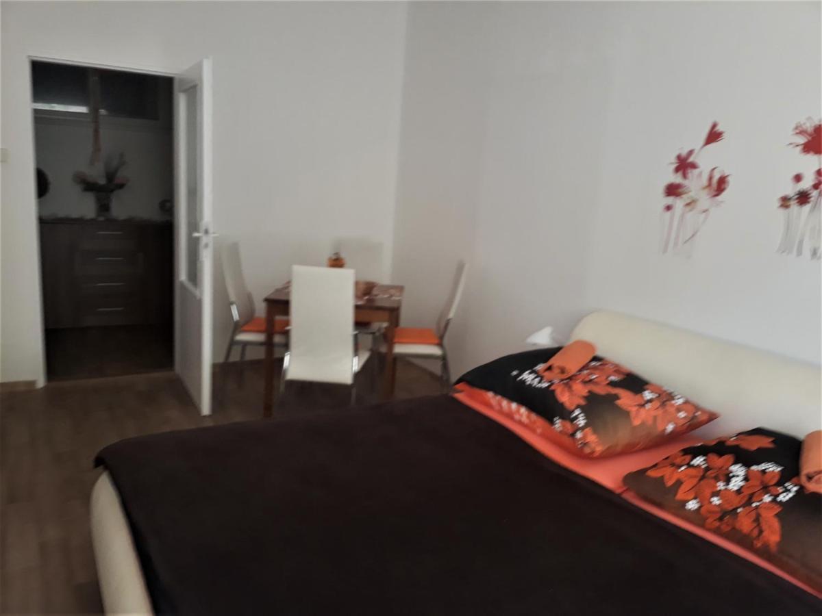 Apartmany Karlštejn Exterior foto