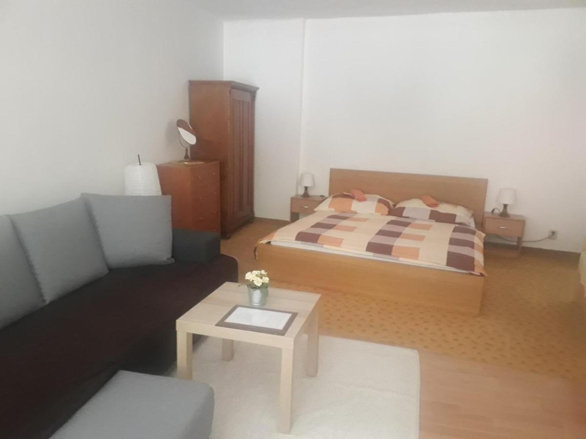 Apartmany Karlštejn Exterior foto